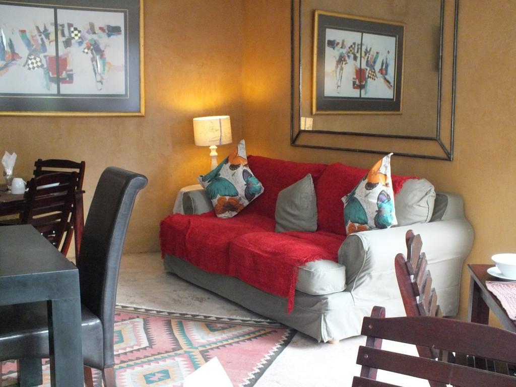 Uzuri Guesthouse Cc Windhoek Luaran gambar
