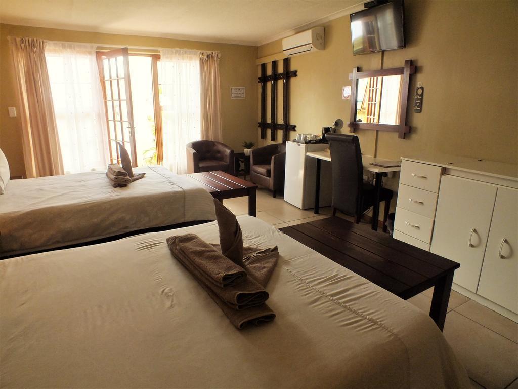 Uzuri Guesthouse Cc Windhoek Luaran gambar