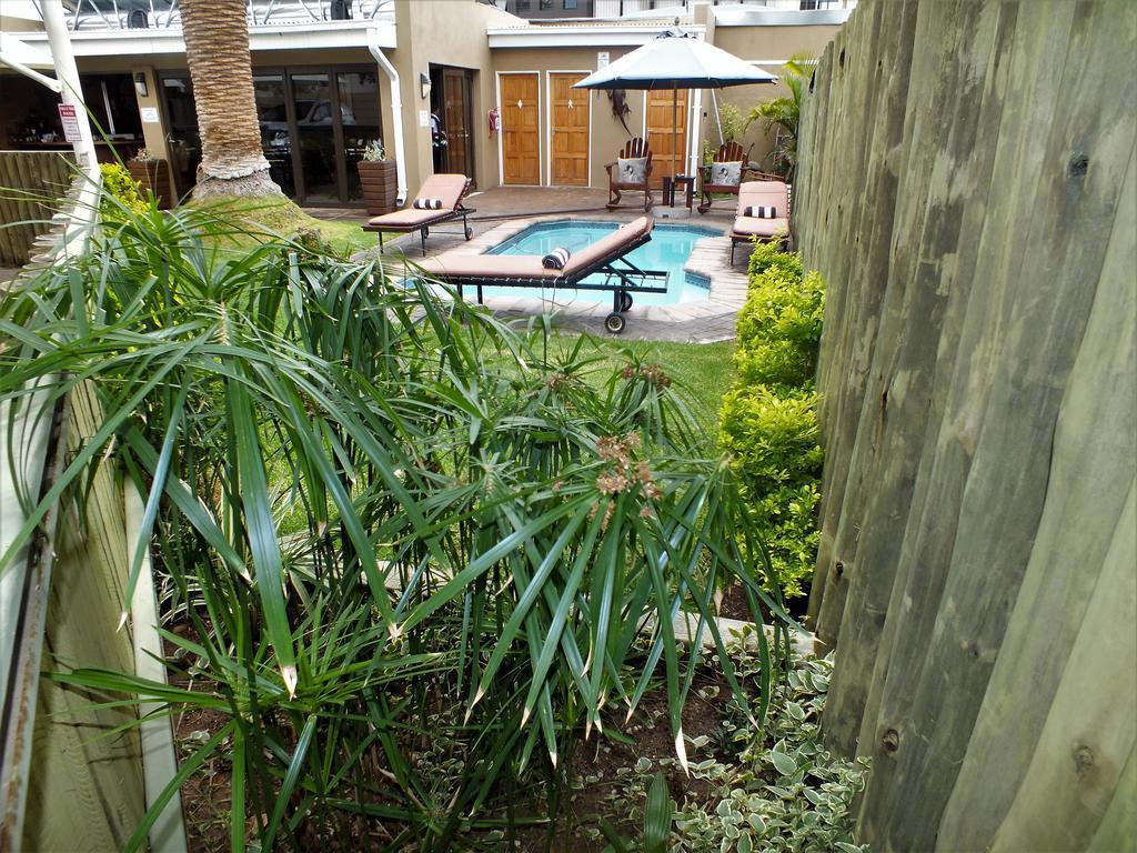 Uzuri Guesthouse Cc Windhoek Luaran gambar