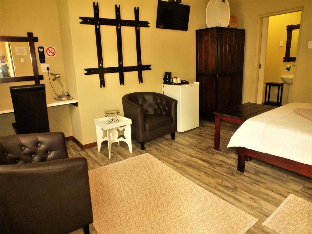 Uzuri Guesthouse Cc Windhoek Luaran gambar
