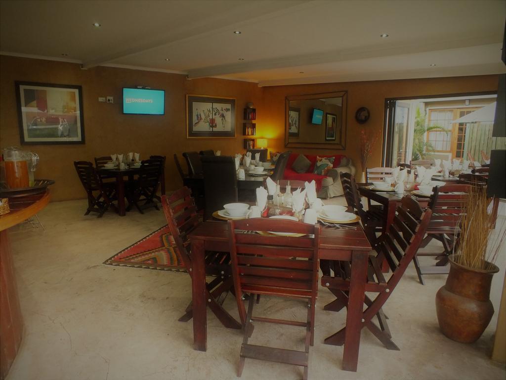 Uzuri Guesthouse Cc Windhoek Luaran gambar