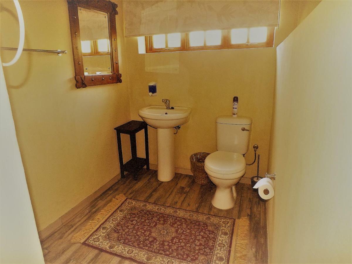 Uzuri Guesthouse Cc Windhoek Luaran gambar